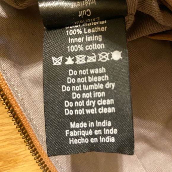 Day & Mood pale pink leather purse with adjustable strap - Picture 11 of 15